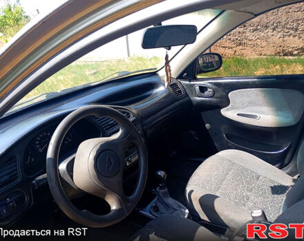 Зелений Деу Сенс, об'ємом двигуна 1.3 л та пробігом 220 тис. км за 1300 $, фото 8 на Automoto.ua