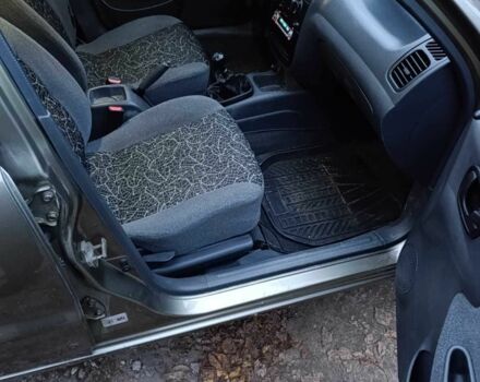 Зеленый Дэу Сенс, объемом двигателя 1.6 л и пробегом 220 тыс. км за 2500 $, фото 3 на Automoto.ua