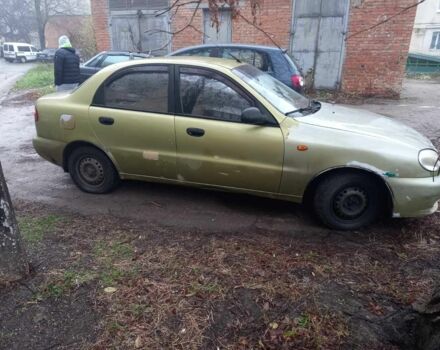 Зеленый Дэу Сенс, объемом двигателя 1.3 л и пробегом 240 тыс. км за 700 $, фото 6 на Automoto.ua