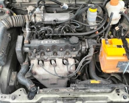 Зеленый Дэу Сенс, объемом двигателя 1.5 л и пробегом 221 тыс. км за 1831 $, фото 9 на Automoto.ua