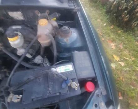 Деу Сенс 2006 у Стрые на Automoto.ua Зелений Деу Сенс, об'ємом двигуна 1.3 л та пробігом 147 тис. км за 696 $, фото 15 на Automoto.ua