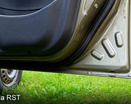 Зелений Деу Сенс, об'ємом двигуна 1.3 л та пробігом 0 тис. км за 3000 $, фото 4 на Automoto.ua