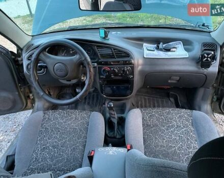 Дэу Сенс 2006 в Мукачеве на Automoto.ua Зеленый Дэу Сенс, объемом двигателя 1.3 л и пробегом 313 тыс. км за 1560 $, фото 4 на Automoto.ua
