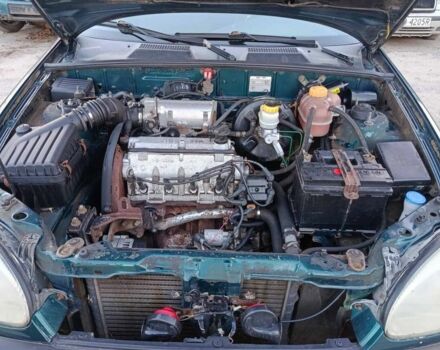 Зеленый Дэу Сенс, объемом двигателя 1.3 л и пробегом 250 тыс. км за 1300 $, фото 5 на Automoto.ua