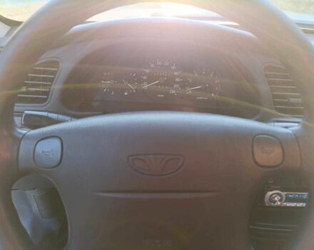 Зеленый Дэу Сенс, объемом двигателя 1.6 л и пробегом 225 тыс. км за 2400 $, фото 3 на Automoto.ua