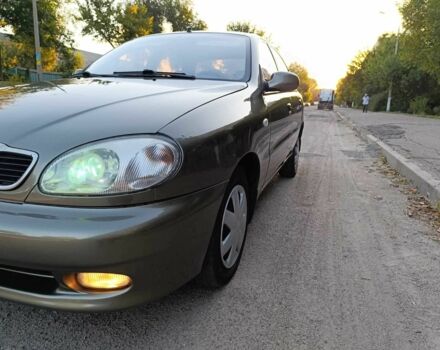 Зеленый Дэу Сенс, объемом двигателя 1.6 л и пробегом 225 тыс. км за 2400 $, фото 1 на Automoto.ua