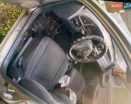 Зеленый Дэу Сенс, объемом двигателя 1.3 л и пробегом 180 тыс. км за 2000 $, фото 3 на Automoto.ua