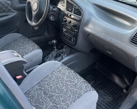 Зелений Деу Сенс, об'ємом двигуна 1.3 л та пробігом 237 тис. км за 2000 $, фото 2 на Automoto.ua