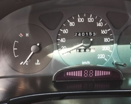 Зелений Деу Сенс, об'ємом двигуна 1.4 л та пробігом 240 тис. км за 2100 $, фото 7 на Automoto.ua