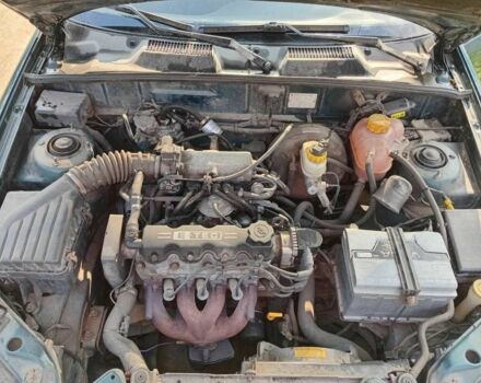 Зеленый Дэу Сенс, объемом двигателя 1.5 л и пробегом 246 тыс. км за 1450 $, фото 3 на Automoto.ua