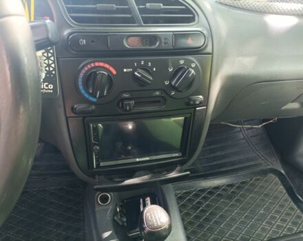 Зелений Деу Сенс, об'ємом двигуна 1.4 л та пробігом 183 тис. км за 2361 $, фото 3 на Automoto.ua