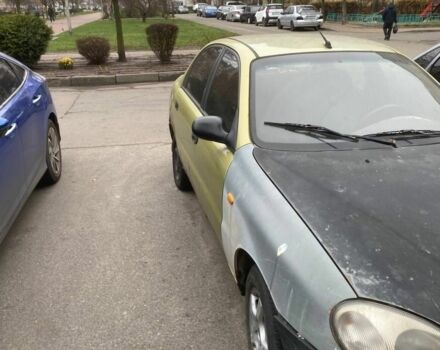 Зеленый Дэу Сенс, объемом двигателя 1.4 л и пробегом 250 тыс. км за 450 $, фото 1 на Automoto.ua