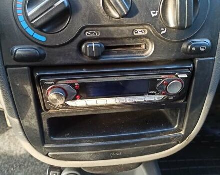 Зелений Деу Сенс, об'ємом двигуна 1.3 л та пробігом 120 тис. км за 2500 $, фото 7 на Automoto.ua