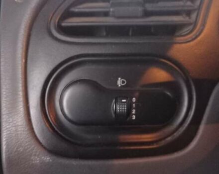 Зеленый Дэу Сенс, объемом двигателя 1.3 л и пробегом 238 тыс. км за 2000 $, фото 4 на Automoto.ua