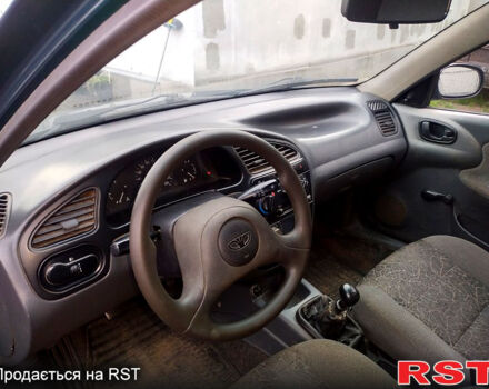 Зеленый Дэу Сенс, объемом двигателя 1.3 л и пробегом 200 тыс. км за 1700 $, фото 1 на Automoto.ua