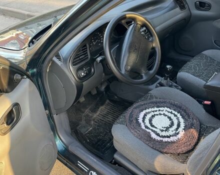 Зеленый Дэу Сенс, объемом двигателя 1.6 л и пробегом 386 тыс. км за 2600 $, фото 7 на Automoto.ua