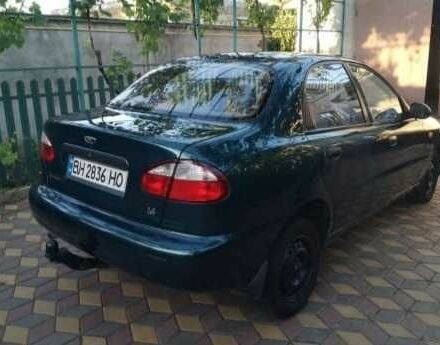 Зеленый Дэу Сенс, объемом двигателя 1.4 л и пробегом 132 тыс. км за 3000 $, фото 2 на Automoto.ua