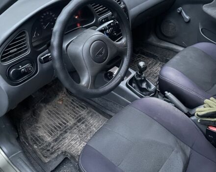 Зелений Деу Сенс, об'ємом двигуна 1.4 л та пробігом 144 тис. км за 2000 $, фото 6 на Automoto.ua