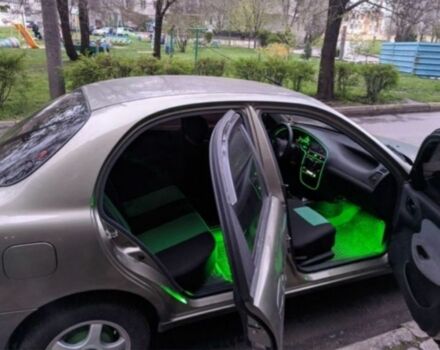 Зеленый Дэу Сенс, объемом двигателя 0 л и пробегом 193 тыс. км за 2800 $, фото 5 на Automoto.ua