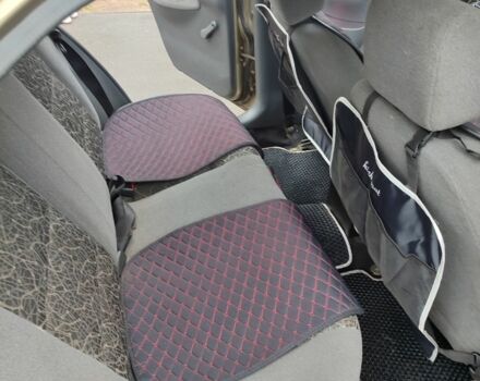 Дэу Сенс 2007 в Синельниковом на Automoto.ua Зеленый Дэу Сенс, объемом двигателя 1.4 л и пробегом 22 тыс. км за 2300 $, фото 4 на Automoto.ua