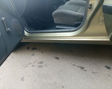 Деу Сенс 2007 у Синельниковом на Automoto.ua Зелений Деу Сенс, об'ємом двигуна 1.4 л та пробігом 72 тис. км за 2250 $, фото 5 на Automoto.ua