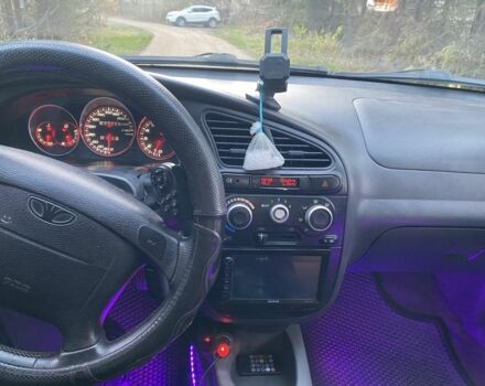 Зеленый Дэу Сенс, объемом двигателя 1.5 л и пробегом 290 тыс. км за 1400 $, фото 6 на Automoto.ua