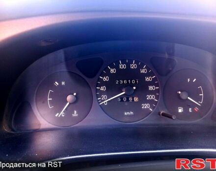 Зеленый Дэу Сенс, объемом двигателя 1.3 л и пробегом 236 тыс. км за 1700 $, фото 1 на Automoto.ua