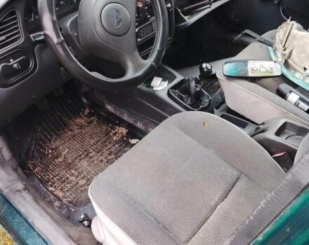 Зеленый Дэу Сенс, объемом двигателя 1.6 л и пробегом 24 тыс. км за 710 $, фото 5 на Automoto.ua