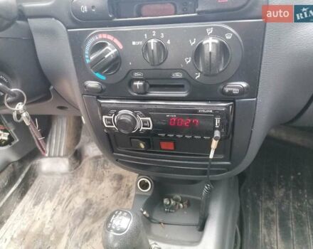 Зелений Деу Сенс, об'ємом двигуна 1.3 л та пробігом 98 тис. км за 1599 $, фото 1 на Automoto.ua