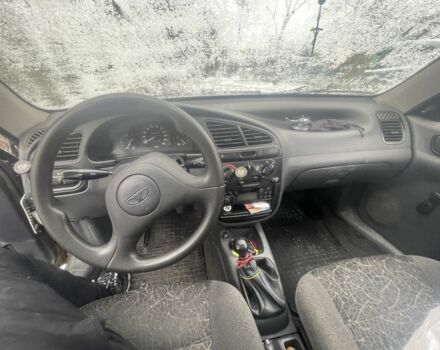 Зелений Деу Сенс, об'ємом двигуна 1.3 л та пробігом 200 тис. км за 1067 $, фото 4 на Automoto.ua