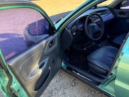 Дэу Сенс 1998 в Харькове на Automoto.ua Зеленый Дэу Сенс, объемом двигателя 1.5 л и пробегом 200 тыс. км за 1050 $, фото 1 на Automoto.ua