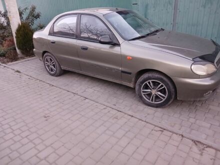 Зеленый Дэу Сенс, объемом двигателя 1.3 л и пробегом 310 тыс. км за 1200 $, фото 1 на Automoto.ua