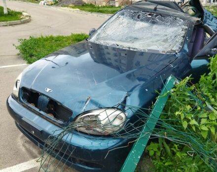 Зелений Деу Сенс, об'ємом двигуна 1.5 л та пробігом 200 тис. км за 960 $, фото 1 на Automoto.ua