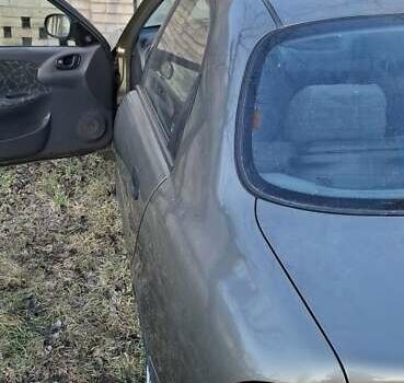 Зеленый Дэу Сенс, объемом двигателя 1.5 л и пробегом 225 тыс. км за 2600 $, фото 1 на Automoto.ua