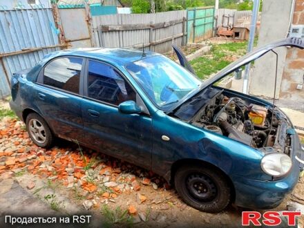 Дэу Сенс 2004 в Харькове на Automoto.ua Зеленый Дэу Сенс, объемом двигателя 1.3 л и пробегом 300 тыс. км за 1100 $, фото 1 на Automoto.ua