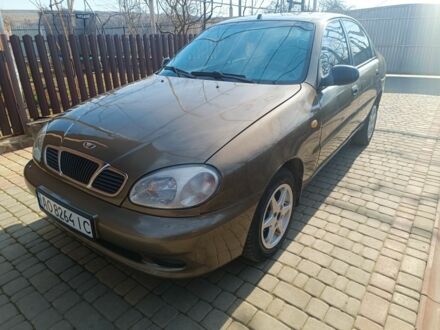 Дэу Сенс 2004 в Ужгороде на Automoto.ua Зеленый Дэу Сенс, объемом двигателя 1.5 л и пробегом 280 тыс. км за 2300 $, фото 1 на Automoto.ua