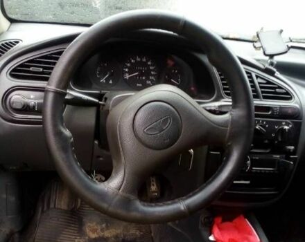 Зеленый Дэу Сенс, объемом двигателя 1.3 л и пробегом 5 тыс. км за 1000 $, фото 1 на Automoto.ua