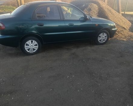 Зеленый Дэу Сенс, объемом двигателя 1.3 л и пробегом 300 тыс. км за 1400 $, фото 1 на Automoto.ua