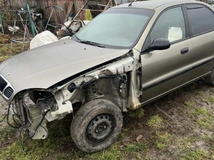 Зеленый Дэу Сенс, объемом двигателя 1.5 л и пробегом 120 тыс. км за 100 $, фото 1 на Automoto.ua