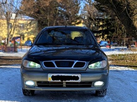 Деу Сенс 2004 у Кропивницькому (Кіровограді) на Automoto.ua Зелений Деу Сенс, об'ємом двигуна 13 л та пробігом 188 тис. км за 2300 $, фото 1 на Automoto.ua