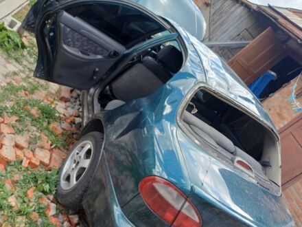 Деу Сенс 2005 у Харкові на Automoto.ua Зелений Деу Сенс, об'ємом двигуна 1.3 л та пробігом 300 тис. км за 1000 $, фото 1 на Automoto.ua