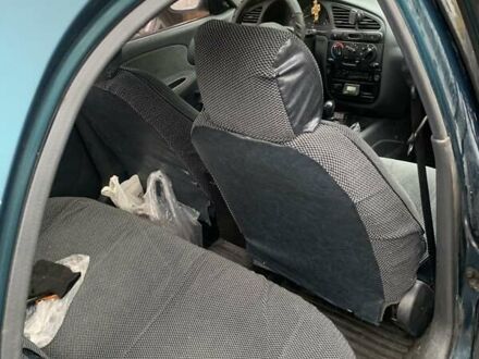 Деу Сенс 2005 у Светловдске на Automoto.ua Зелений Деу Сенс, об'ємом двигуна 1.3 л та пробігом 310 тис. км за 2000 $, фото 1 на Automoto.ua