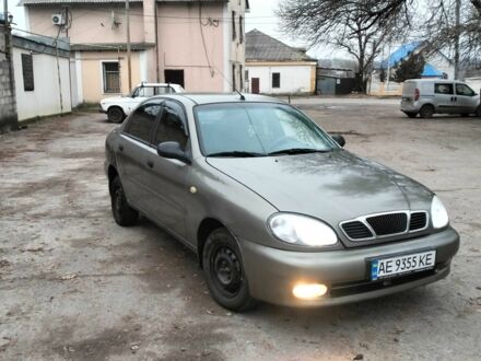 Зеленый Дэу Сенс, объемом двигателя 1.5 л и пробегом 221 тыс. км за 1831 $, фото 1 на Automoto.ua