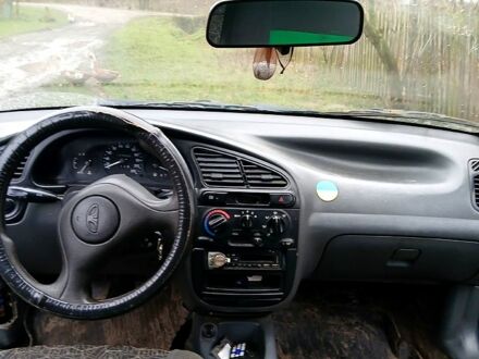 Зеленый Дэу Сенс, объемом двигателя 1.3 л и пробегом 177 тыс. км за 1200 $, фото 1 на Automoto.ua