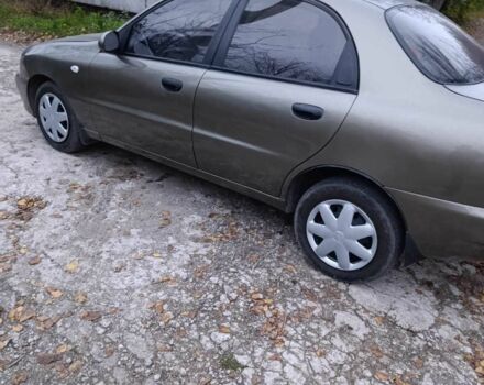 Зеленый Дэу Сенс, объемом двигателя 1.6 л и пробегом 220 тыс. км за 2500 $, фото 1 на Automoto.ua