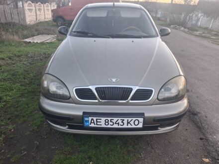 Зеленый Дэу Сенс, объемом двигателя 1.3 л и пробегом 213 тыс. км за 2600 $, фото 1 на Automoto.ua