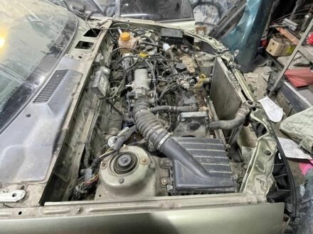 Зеленый Дэу Сенс, объемом двигателя 2 л и пробегом 300 тыс. км за 850 $, фото 1 на Automoto.ua