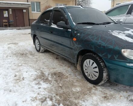 Зеленый Дэу Сенс, объемом двигателя 1.3 л и пробегом 257 тыс. км за 1875 $, фото 1 на Automoto.ua