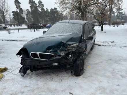 Зеленый Дэу Сенс, объемом двигателя 1.4 л и пробегом 200 тыс. км за 700 $, фото 1 на Automoto.ua