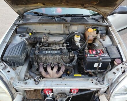 Сірий Деу Інша, об'ємом двигуна 1.5 л та пробігом 200 тис. км за 2500 $, фото 1 на Automoto.ua